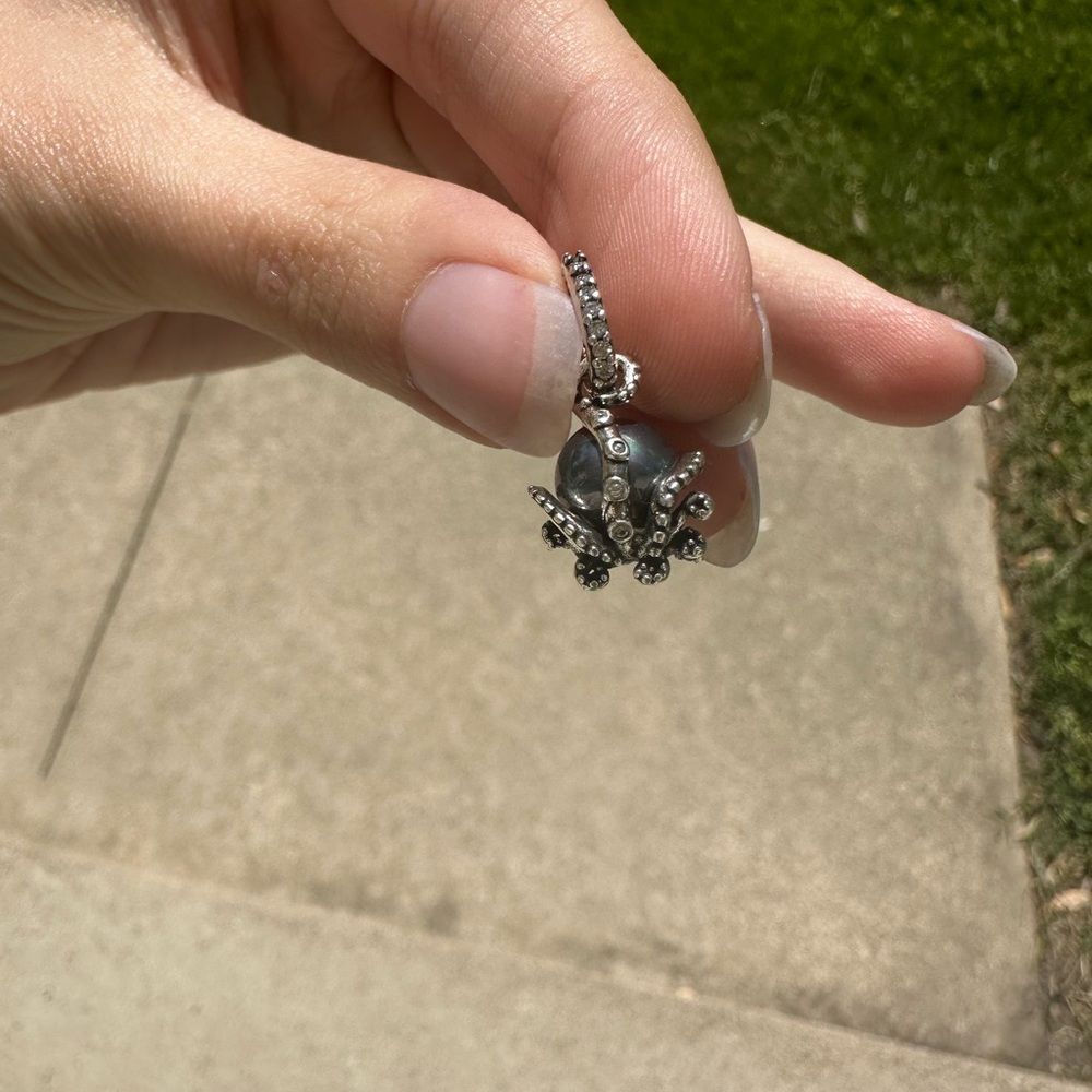 NWOT Disney Ursula The Little Mermaid Pandora FIT Dangle Charm 792684C01 - Picture 5 of 8